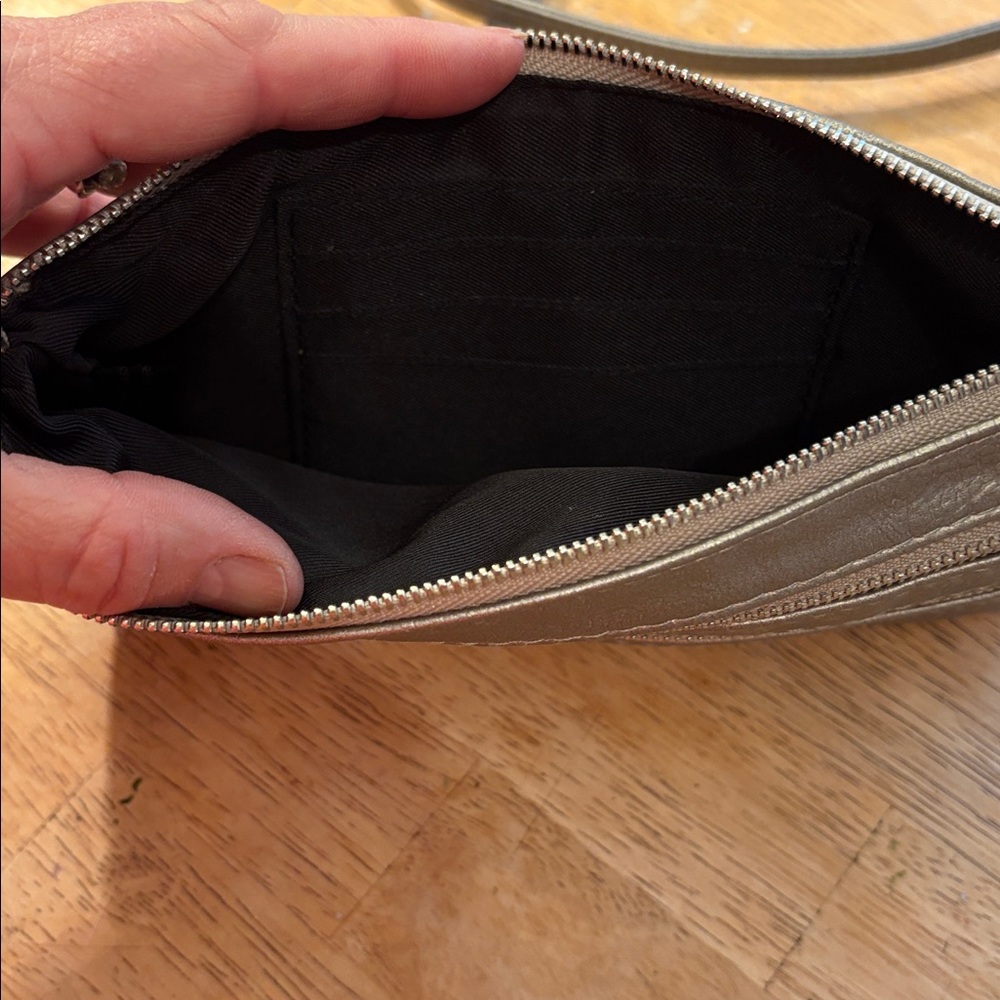 Silver color lightweight night out or travel bag. Cross body fit . - Picture 6 of 6